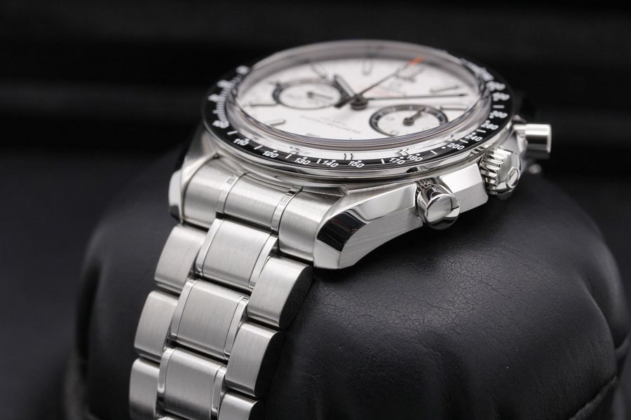 Omega Speedmaster Racing 329.30.44.51.04.001